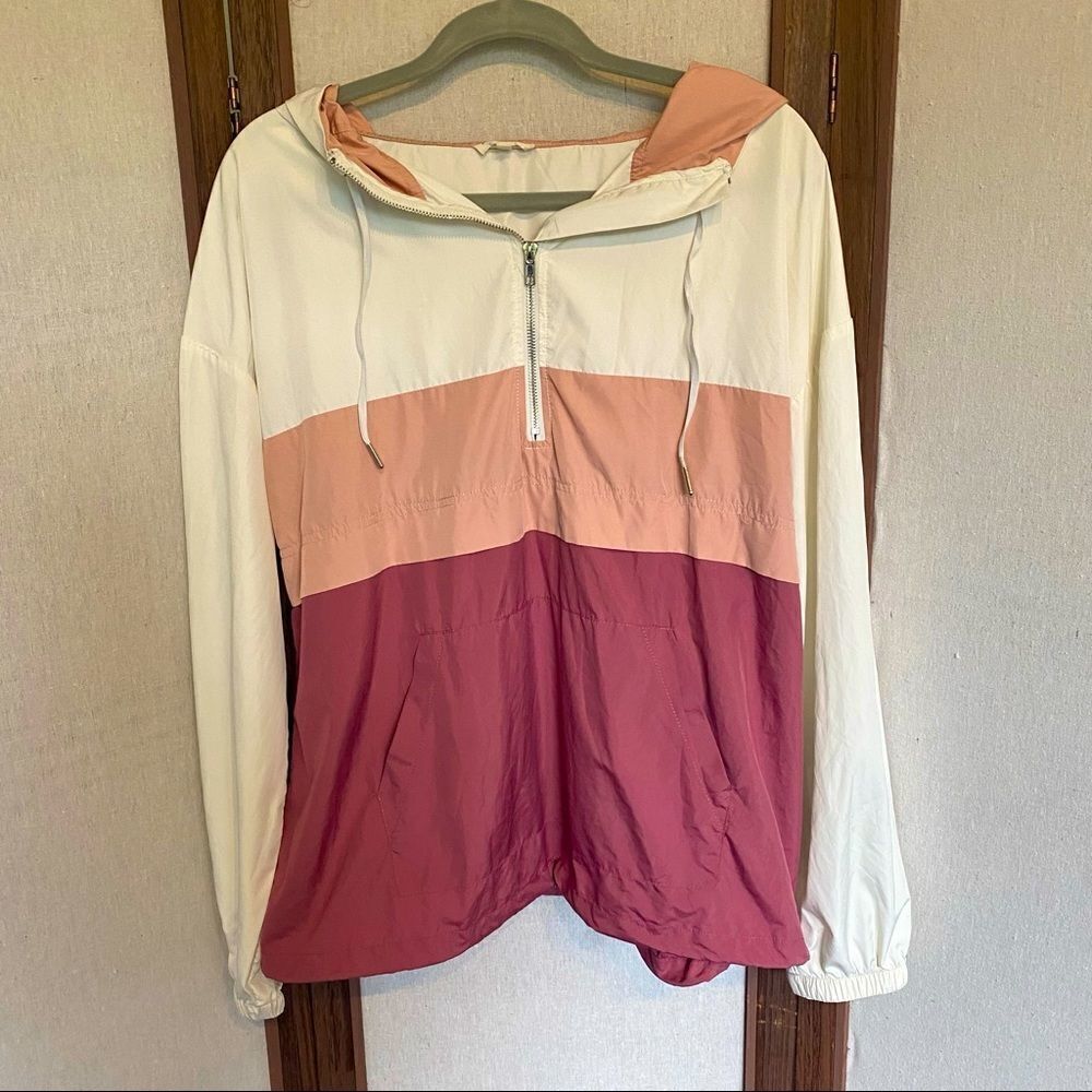 Main Strip (M) Color Block Windbreaker